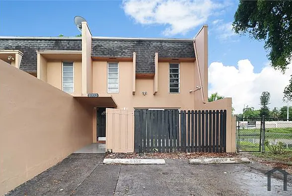 6539 Boulevard Of Champions