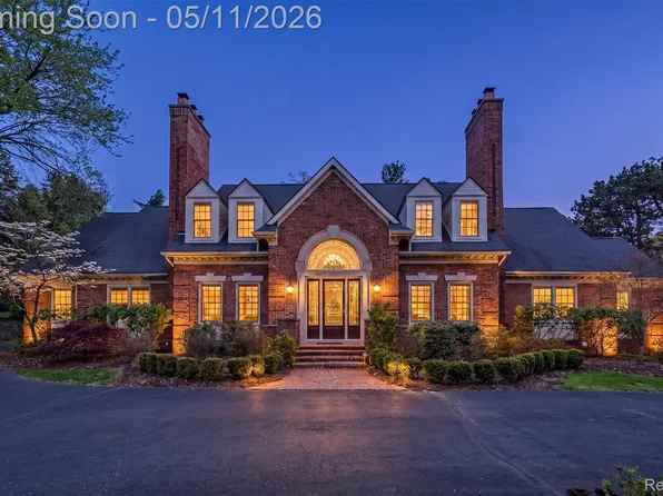 2972 Heron Pl, Bloomfield Hills, MI 48302