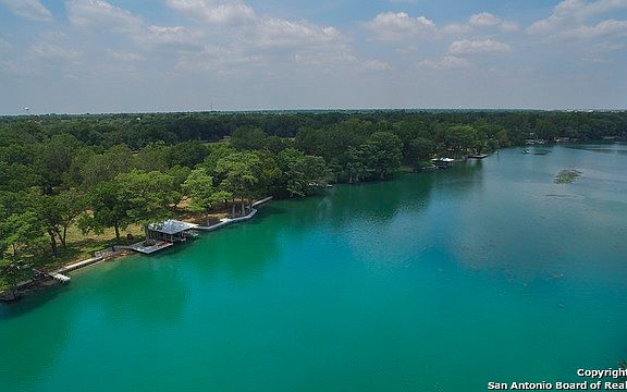 2nd image of 1290 Loch Ln