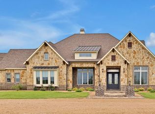100 New Dominion Dr, Royse City, TX 75189