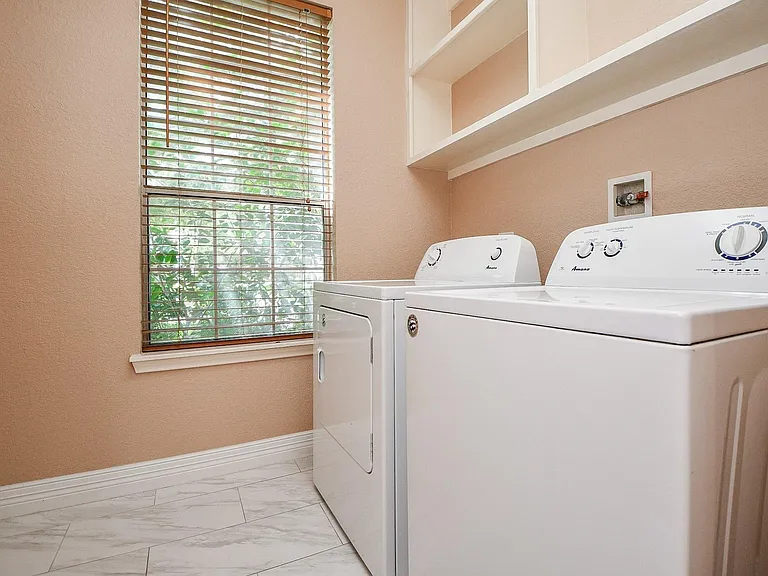 5510 Spring Blossom Ct — Photo 45