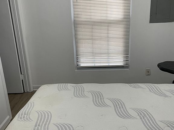 4th image of 6522 Alexis Ln