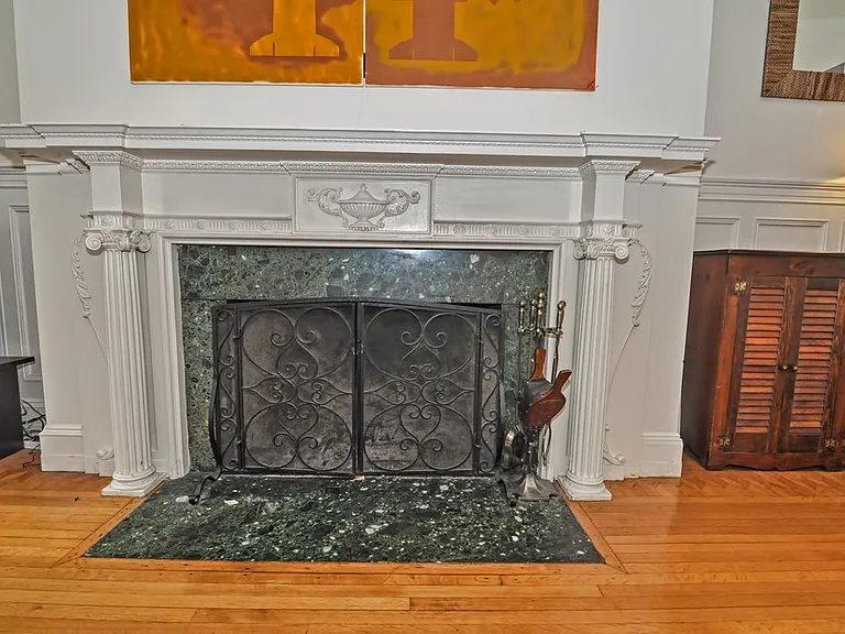 327 Commonwealth Ave #1 — Photo 5
