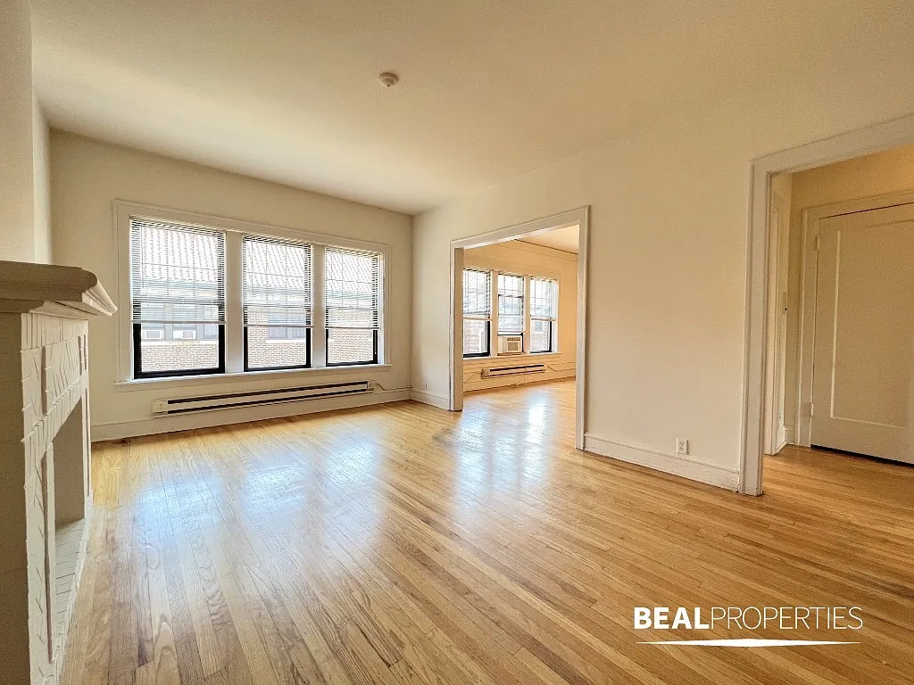 1 bed, 1.0 bath, $2,050 — Photo 2