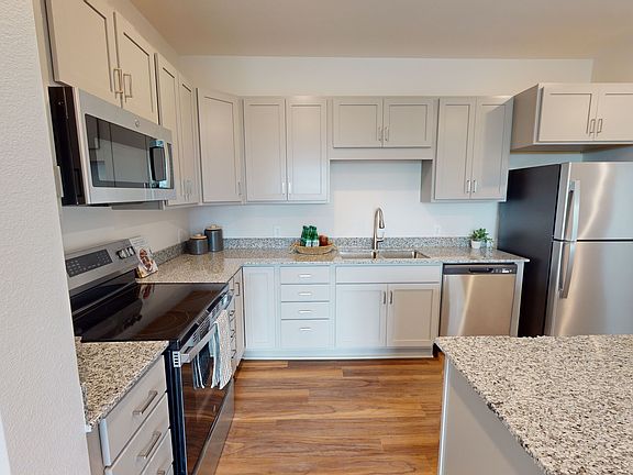4th image of 16651 E 16th Pl #E107
