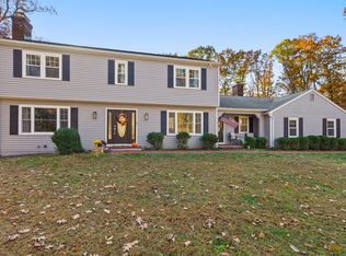 15 Old Woods Rd, Brookfield, CT 06804