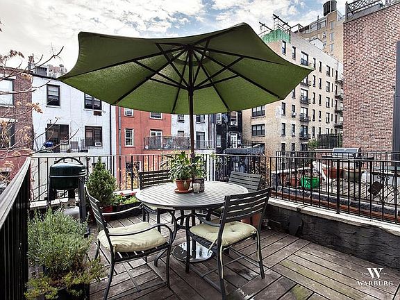3rd image of 330 W 89th St #2