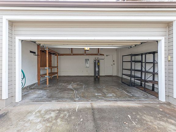 5th image of 92-1509 Aliinui Dr #9G