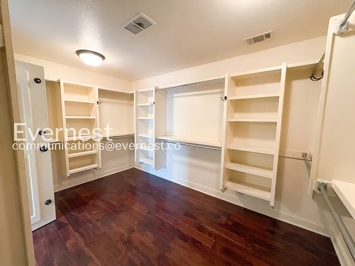 6587 Westminster — Photo 22