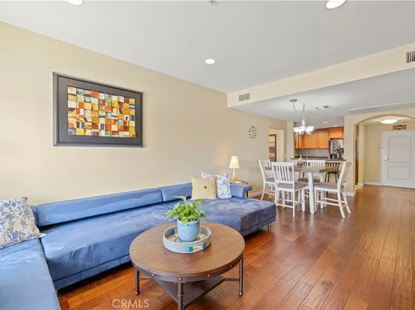 6800 Corbin Ave Unit 104, Reseda, CA 91335