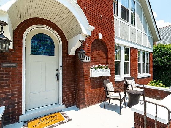 2nd image of 2810 Urwiler Ave