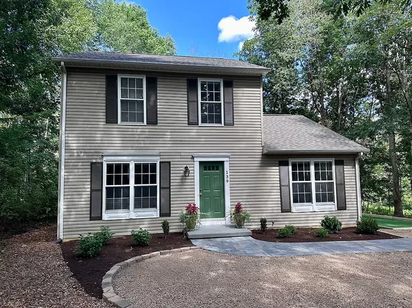 139 Powell Pl, Mc Gaheysville, VA 22840