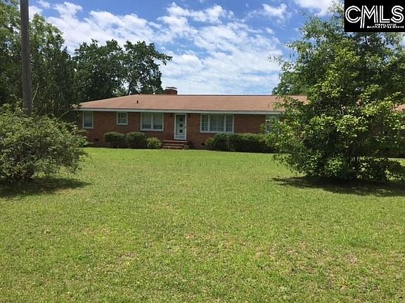 2nd image of 2102 Pine Hill Cir