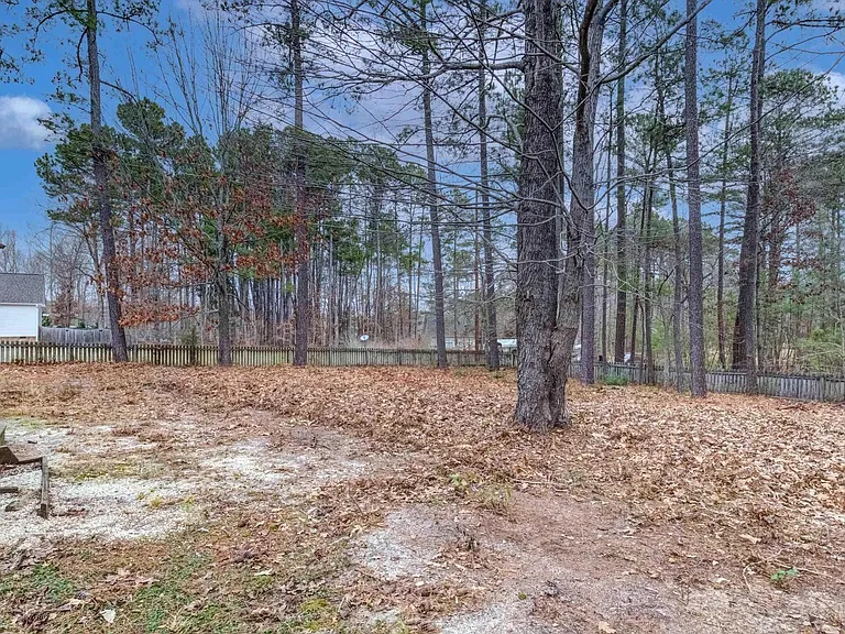 108 Allie Bell Ln — Photo 17