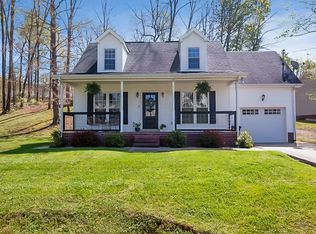 1003 Creek Bottom Rd, White Bluff, TN 37187