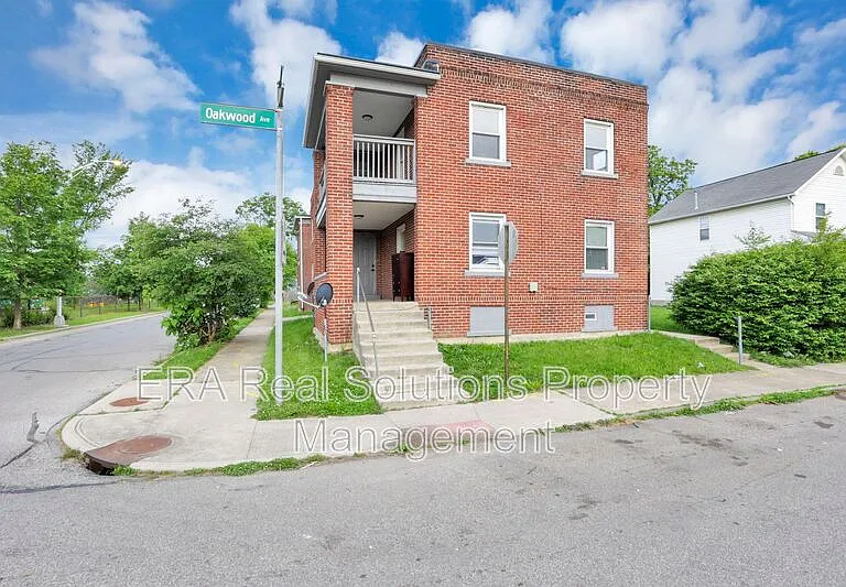 1120 Cole St — Photo 12