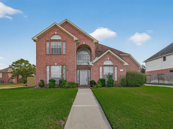 2103 Five Iron Dr, Houston, TX 77089