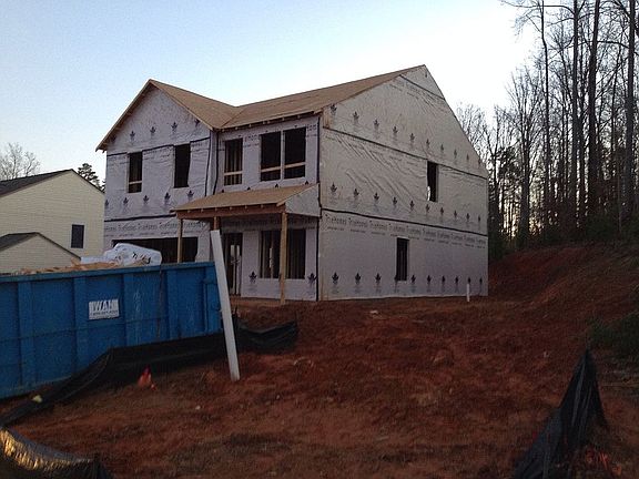 3rd image of 2211 Lake Vista Dr