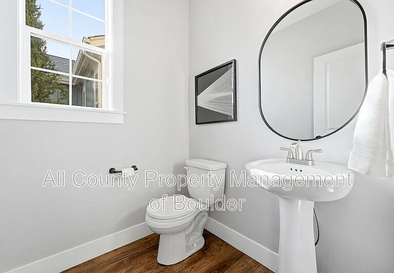 2823 Clear Creek Ln — Photo 17