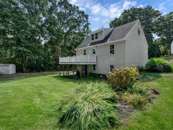 25 Smith St, Lincoln, RI 02865