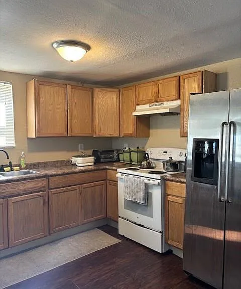 2215 Hollywood Ave — Photo 5