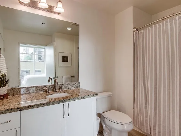 427 9th Ave #603 — Photo 25