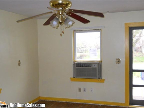 3rd image of 603 S East St