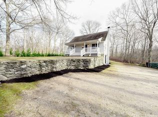 285 Collins Rd, Ashaway, RI 02804