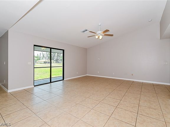 4th image of 1606 SW 27th Ter