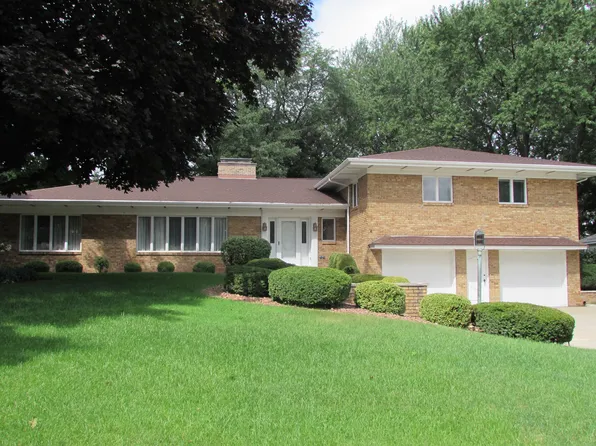 1017 N Marion Ave, Janesville, WI 53548