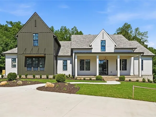 203 Memory Ln, Canton, GA 30115