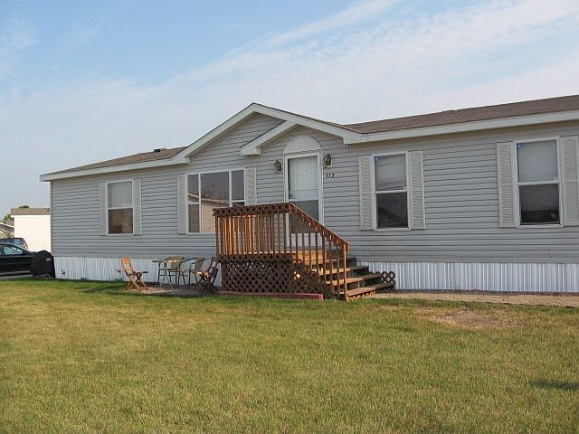 1st image of 153 Creekside Dr