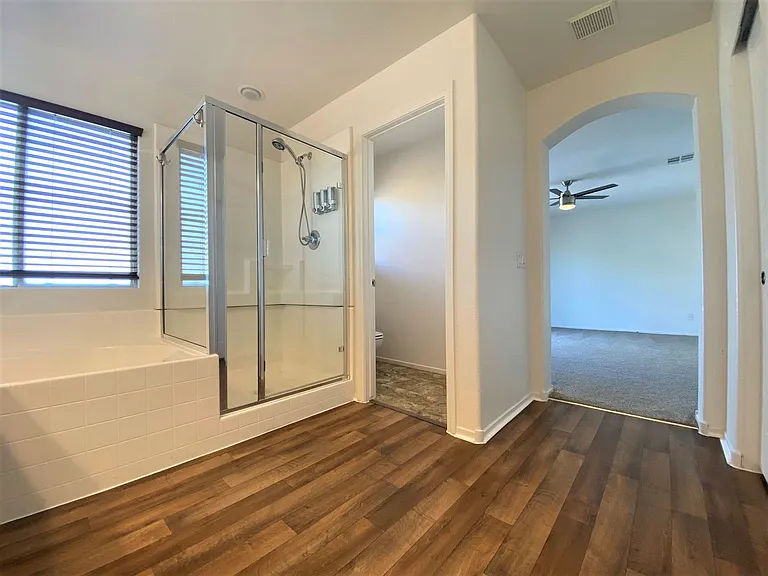 9222 Avon Park Ave — Photo 23