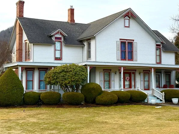 118 S Water St, Knoxville, PA 16928