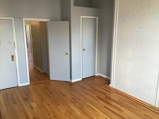 Rented by Nooklyn NYC LLC | media 23