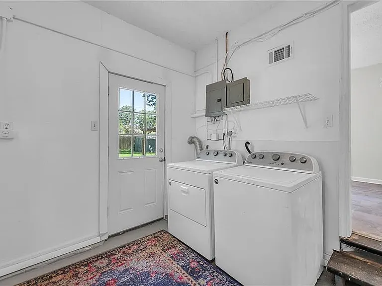 7029 Beverly St — Photo 18