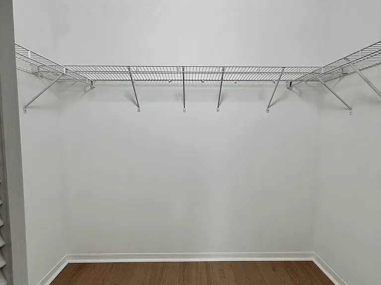 21440 Millbrook Ct — Photo 18