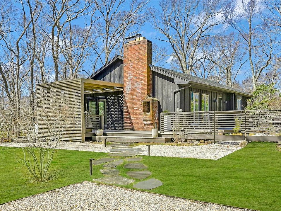 1st image of 2 Cozy Ln