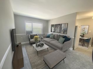 2243 Huntington Ave APT 301, Alexandria, VA 22303