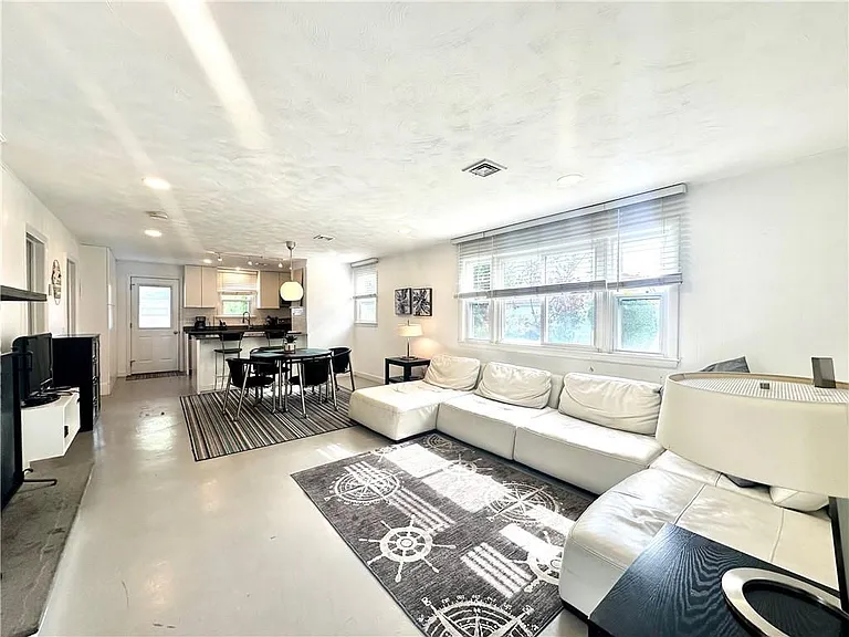 101 Briarwood Ave #A — Photo 3