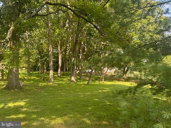3rd image of 0 Cotswold Dr