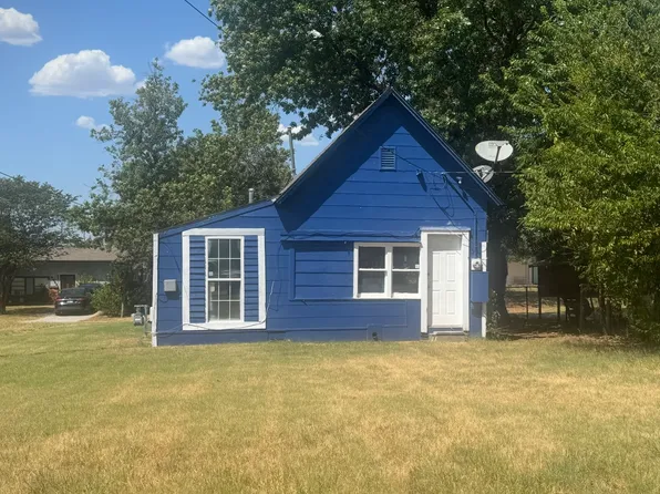 2017 W Washington Ave #A, Guthrie, OK 73044