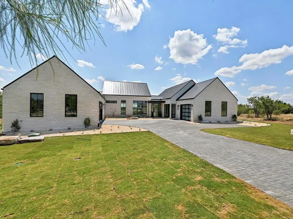 108 Beauty Berry, Horseshoe Bay, TX 78657