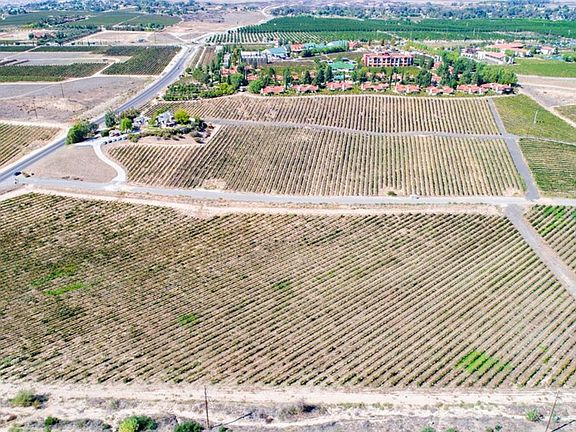 5th image of 40970 Anza Rd