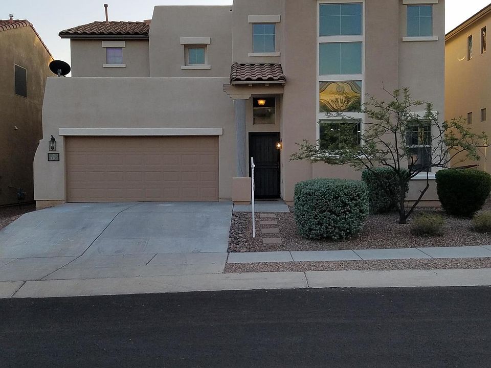 1st image of 110 E Camino Del Abedul