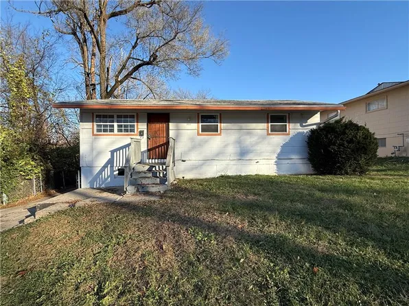 3801 Myrtle Ave, Kansas City, MO 64128