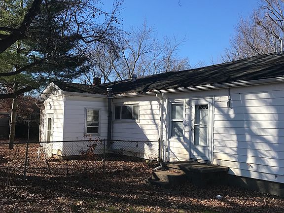 2nd image of 62 Orchard Dr