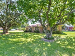 4705 Redberry Hill Rd, Baytown, TX 77521