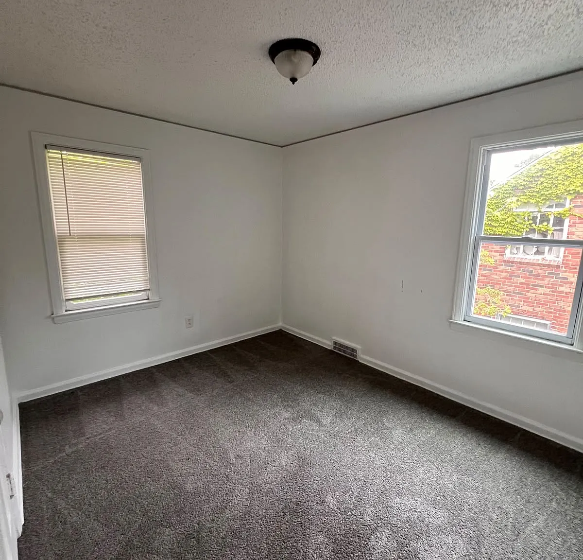 11467 Laing Street - 1 — Photo 3