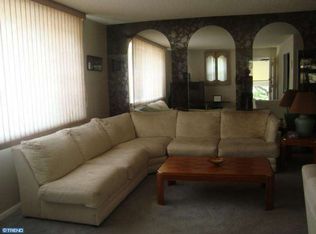 9101 Wooden Bridge Rd, Philadelphia, PA 19136